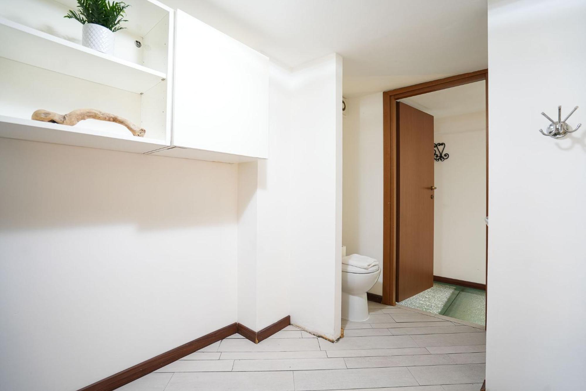 Industrial Loft Apartment Milan Bagian luar foto